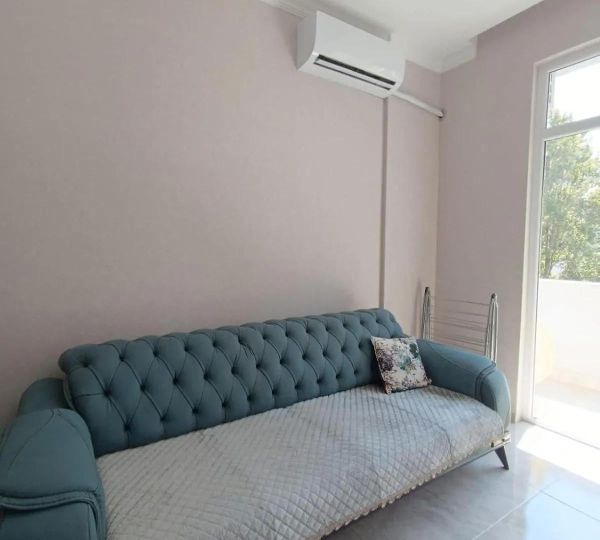 Cozy Apartment For Rent Near Vox, Batumi Angisa